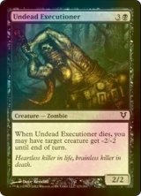 [FOIL] アンデッドの処刑人/Undead Executioner 【英語版】 [AVR-黒C]