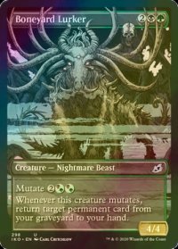 [FOIL] 骨塚潜み/Boneyard Lurker (ショーケース版) 【英語版】 [IKO-金U]