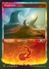 [FOIL] 山/Mountain (ショーケース版) No.312 【英語版】 [M21-土地C]