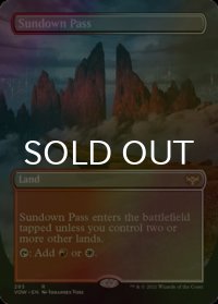 [FOIL] 日没の道/Sundown Pass (全面アート・海外産ブースター版) 【英語版】 [VOW-土地R]